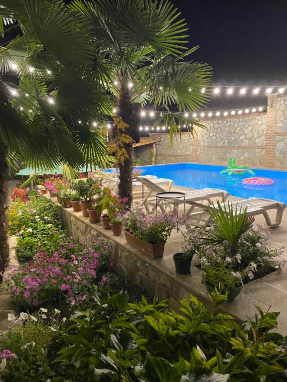 Bazén v ubytování Boutique Hotel Talaveri In Telavi nebo v jeho okolí