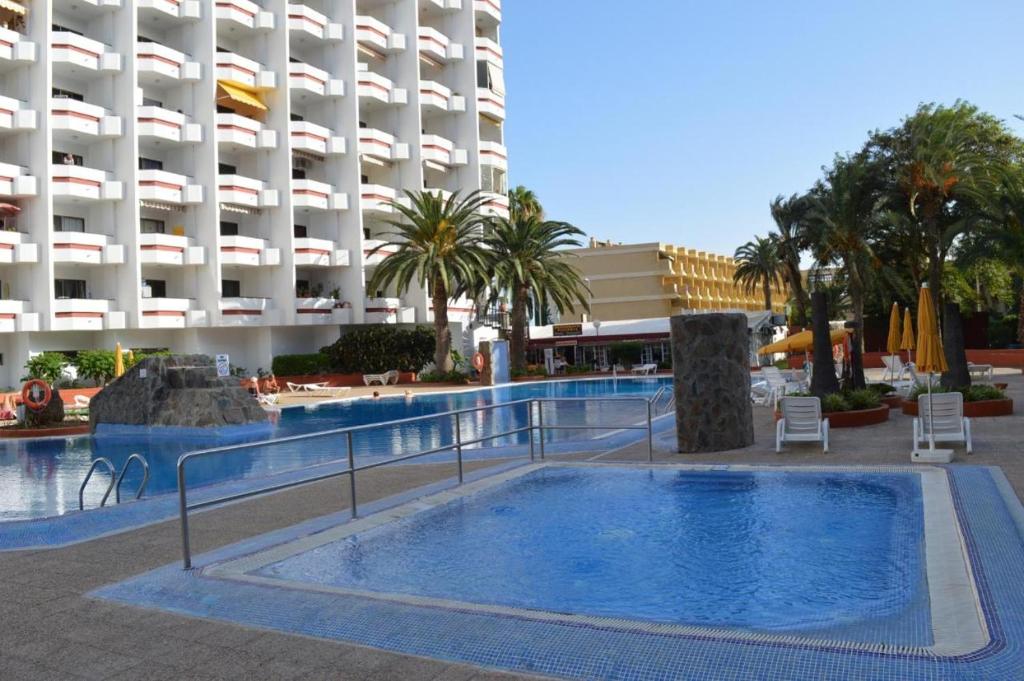 Bazén v ubytování Modern accommodation in Playa del Inglés nebo v jeho okolí
