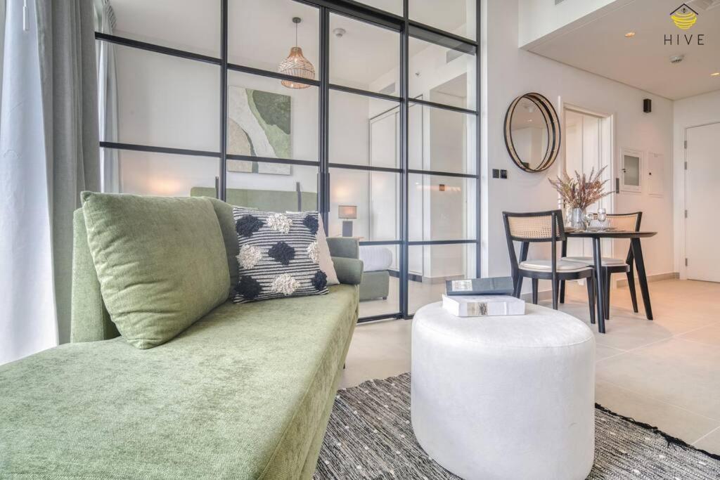 Gorgeous 1 Bedroom apartment in Collective 2.0