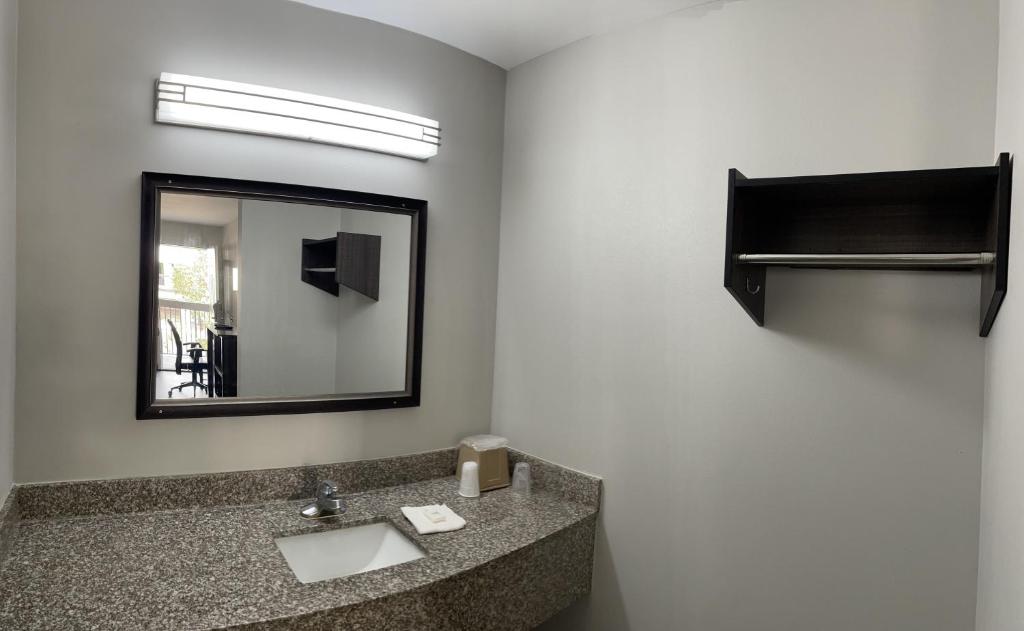 Griffin Inn & Suites - Habitación Doble De Lujo