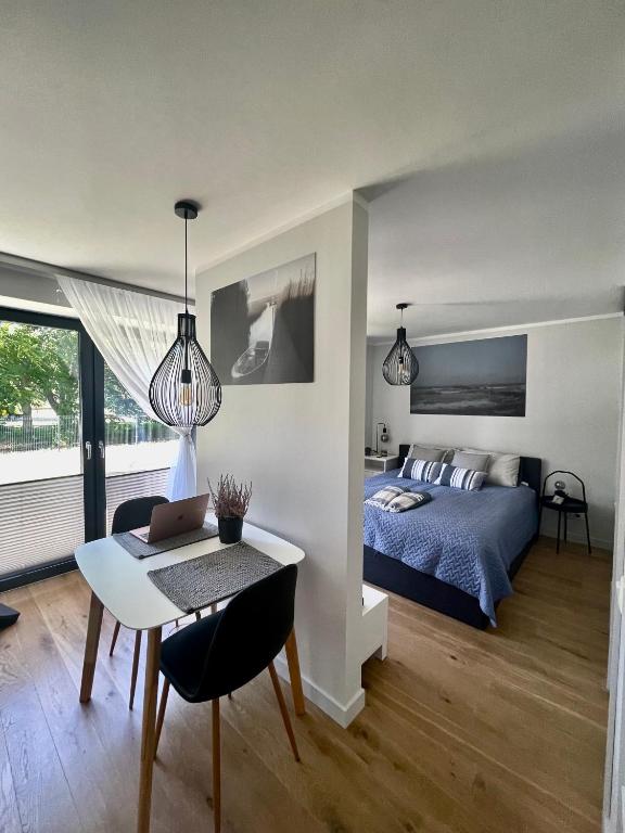 Divas Laivas apartments with a terrace - Studio