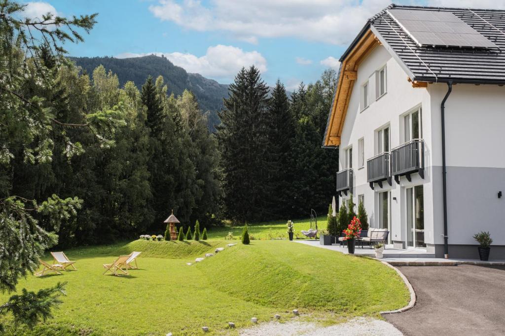 Nespecifikovaný výhled na hory nebo výhled na hory při pohledu z apartmánu