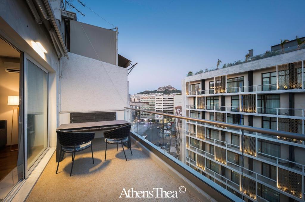 Balkon lub taras w obiekcie AthensThea Alpha Luxury Penthouse Apt in Omonia