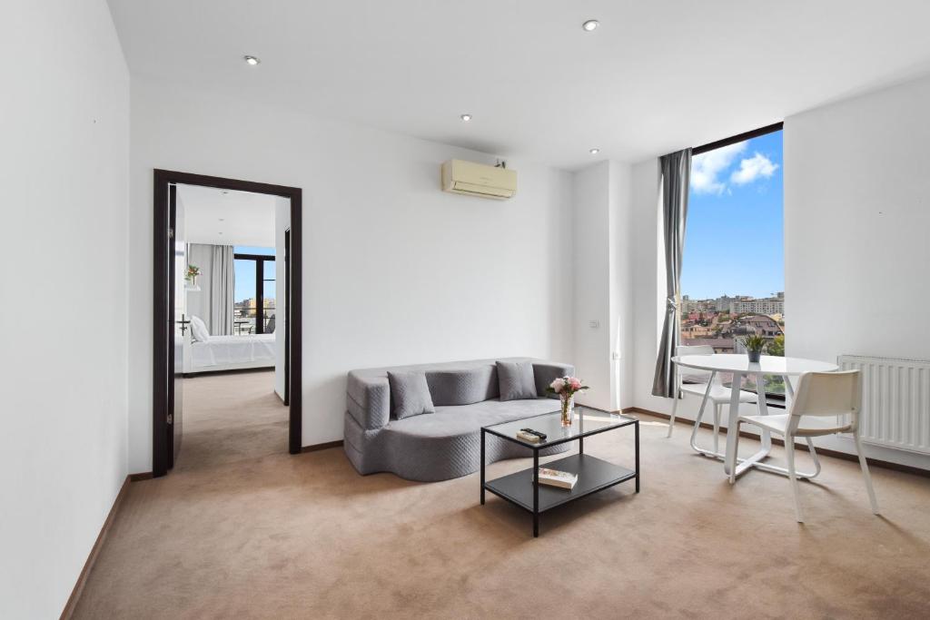 One88 Apartments - 顶层公寓