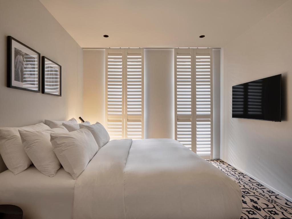 Burbury Hotel & Apartments - Resim 14