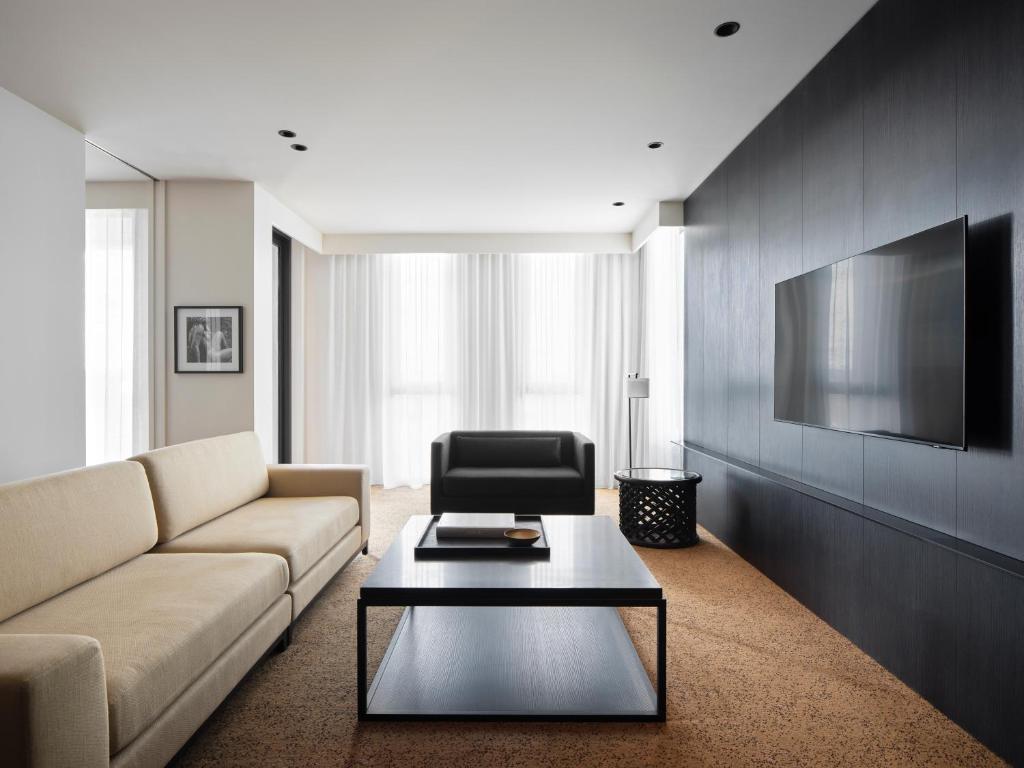 Burbury Hotel & Apartments - Resim 9