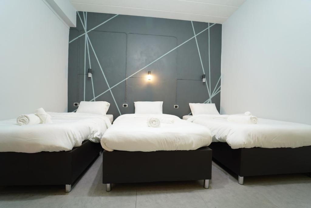 Postel nebo postele na pokoji v ubytování Chillax Khaosok Hostel - SHA Certified