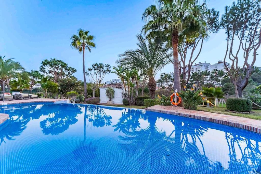 Fotografia z galérie ubytovania 55-Cosy Villa with private Pool in Miraflores, Mijas v destinácii Málaga