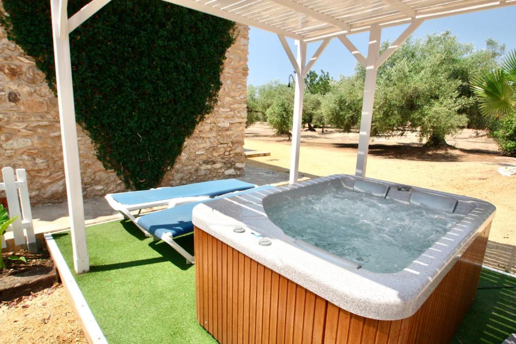 Cau d'Amor - Jacuzzi privado en la habitación en L'Ampolla