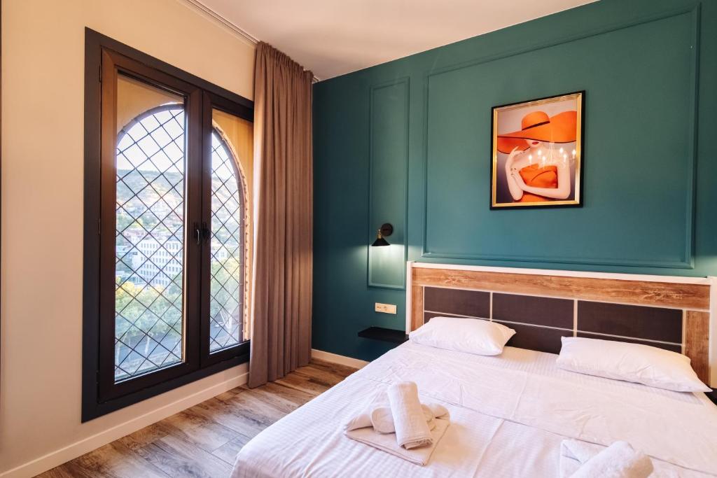 Wine Rock Hotel - Double Room With Mountain View