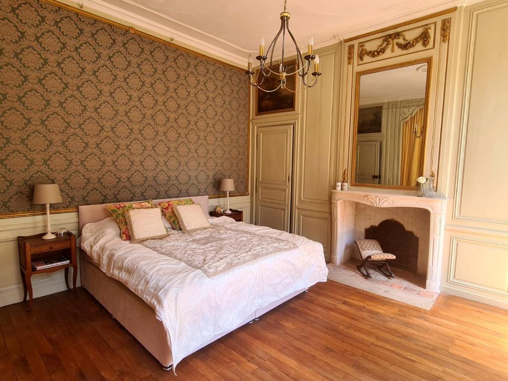Zdjęcie z galerii obiektu Maison Zola w mieście Saint-Amand-Montrond