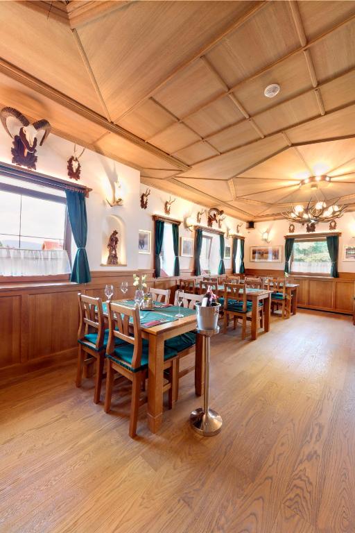 Restaurace v ubytování Penzion U Jelena