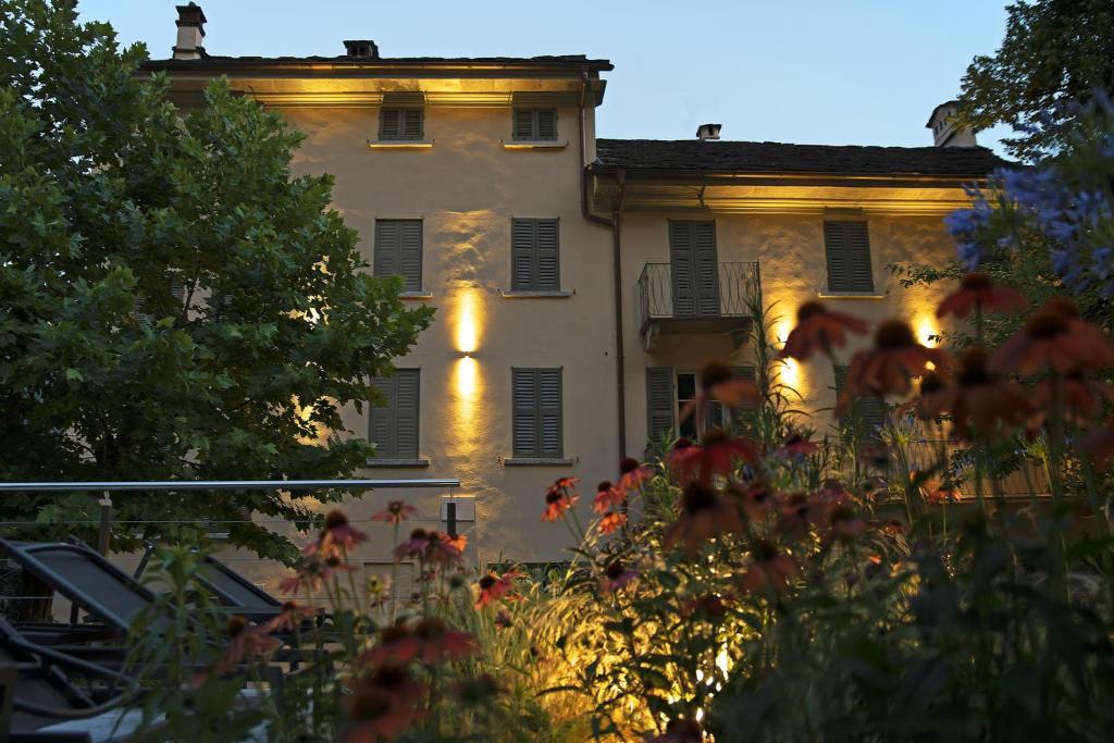 Vonkajšia záhrada v ubytovaní VILLA CHIOVENDA Residenza d'Epoca