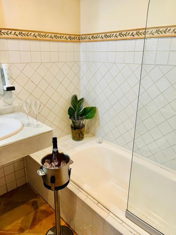 Koupelna v ubytování Hotel Rural Nou Dalt Muntanya
