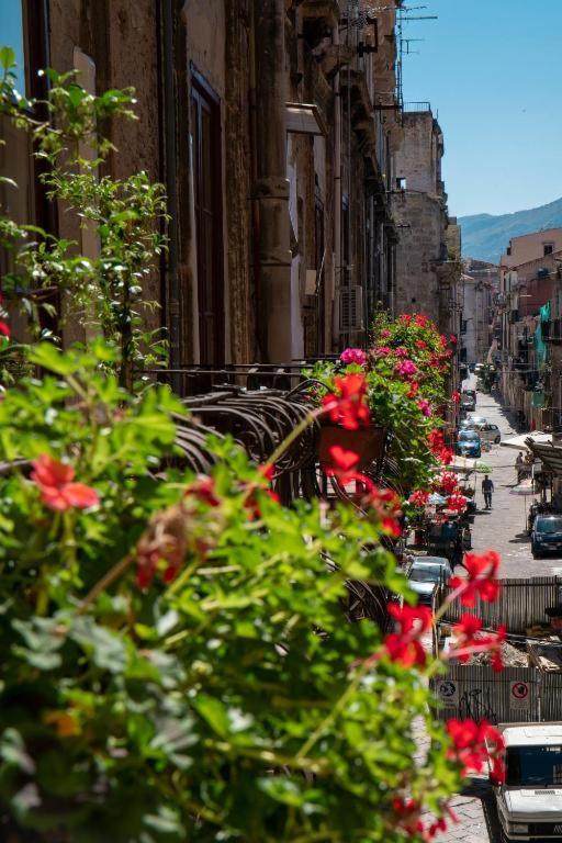 Ballaro' Hotel - Budget Room - Resim 9