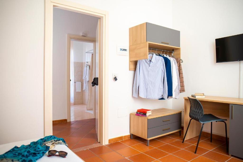 Ballaro' Hotel - Budget Room - Resim 18