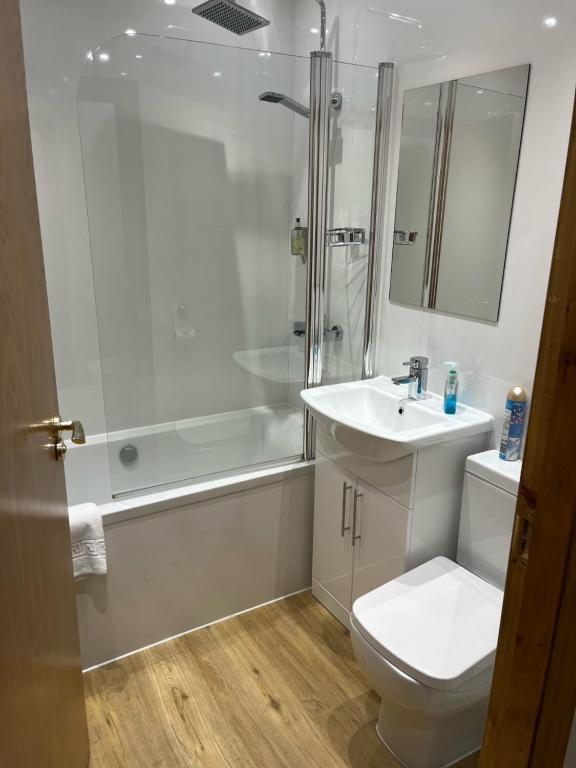 Cumberland Hotel - Deluxe Double Room