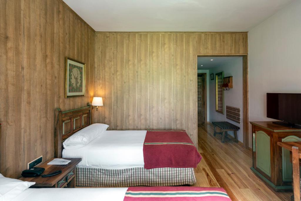 Cama o camas de una habitación en Parador de Bielsa