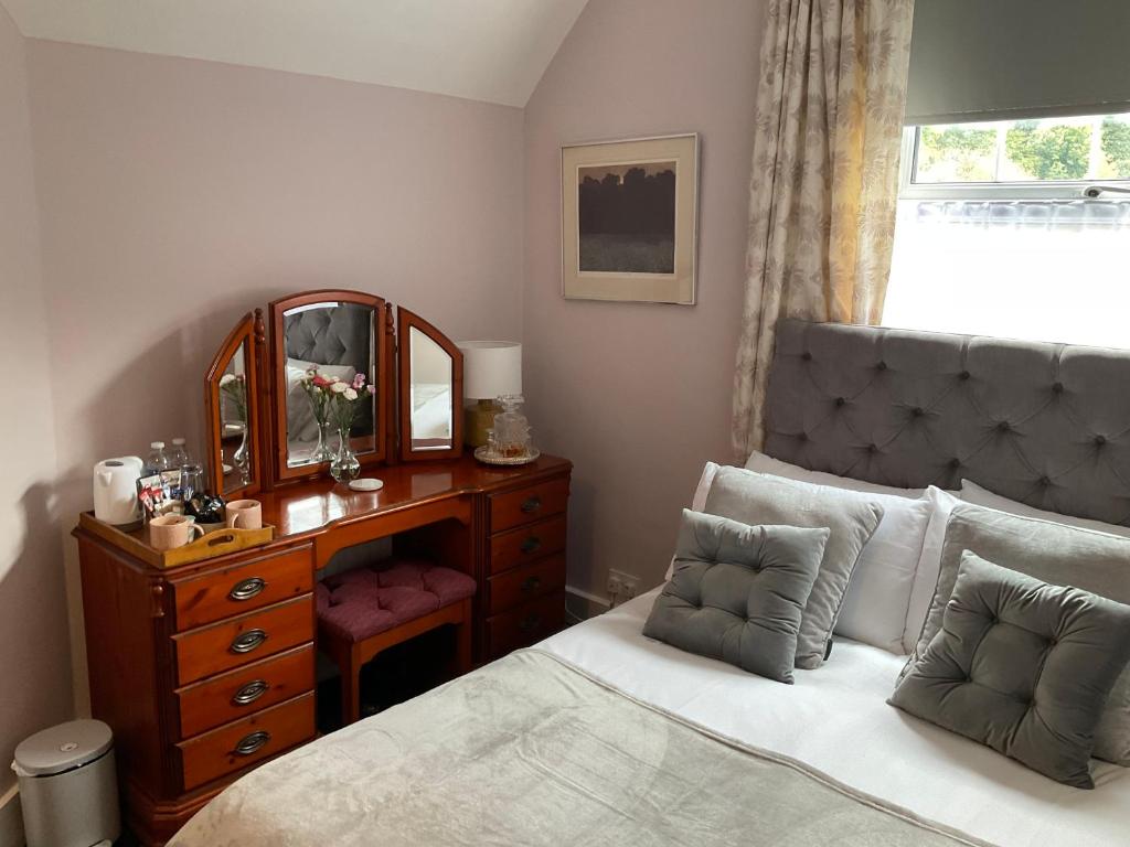 The Jolly Farmer - Deluxe Double Room