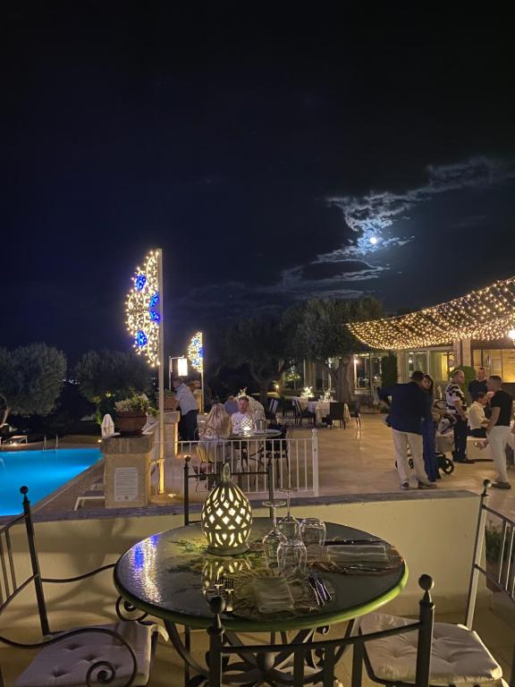 Basen w obiekcie Corte Di Ferro Hotel & Wellness Resort lub w pobliżu