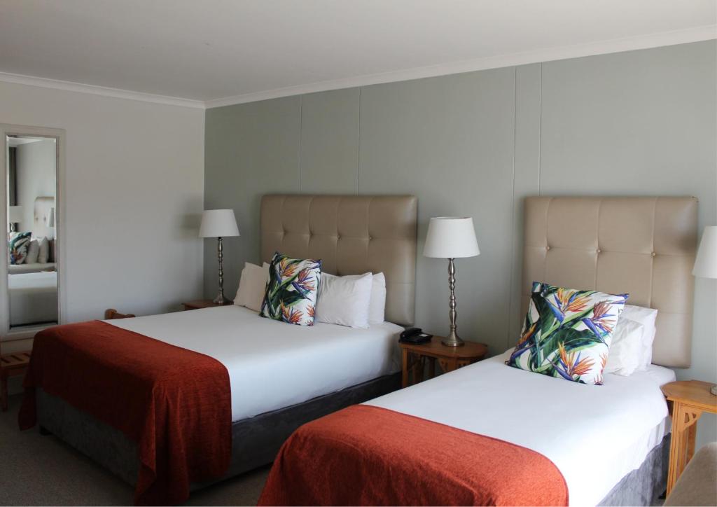 The Riverside Hotel - Habitación Triple