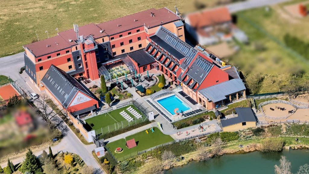 Bazén v ubytování OREA Resort Panorama Moravský kras nebo v jeho okolí