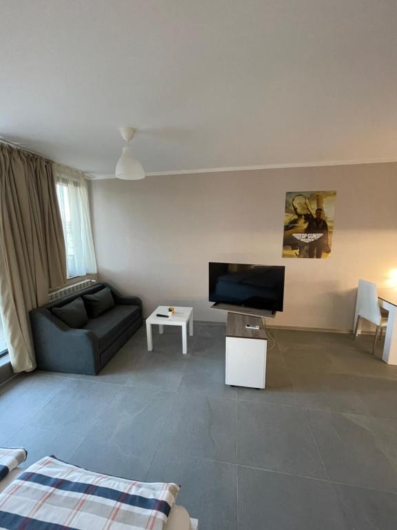 Movie flats - 