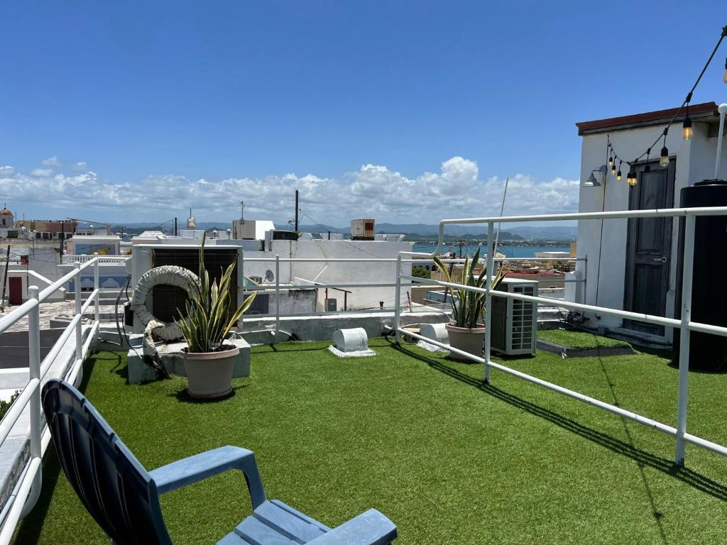 KASA Roof Top 6 1 bed 1 bath for 2 Guests AMAZING Views Old San Juan