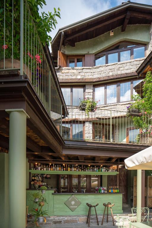 Budova, v ktorej sa hotel nachádza