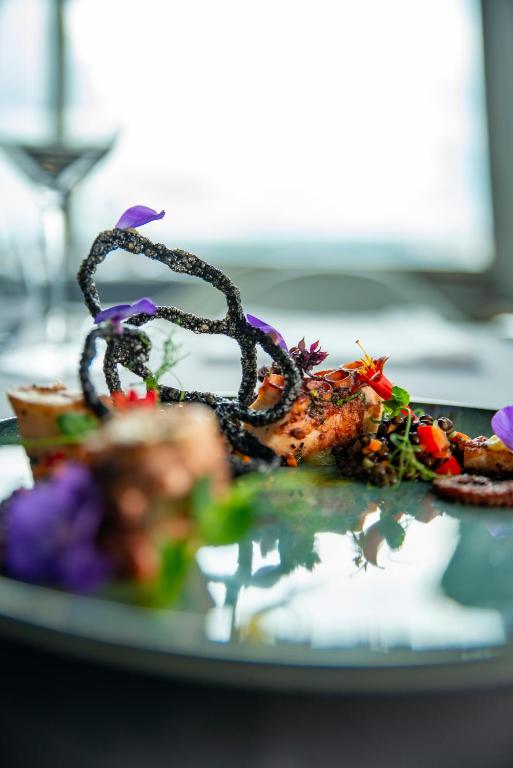 SKY SUITE HOTEL - Resim 13