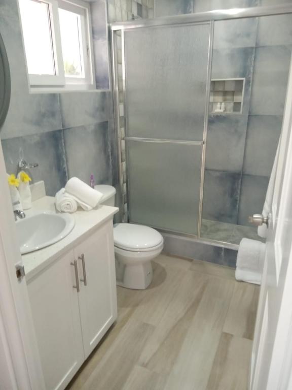 Koupelna v ubytování JemmRose Suites