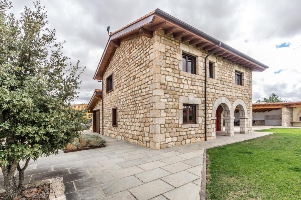 Budova, v ktorej sa vila nachádza