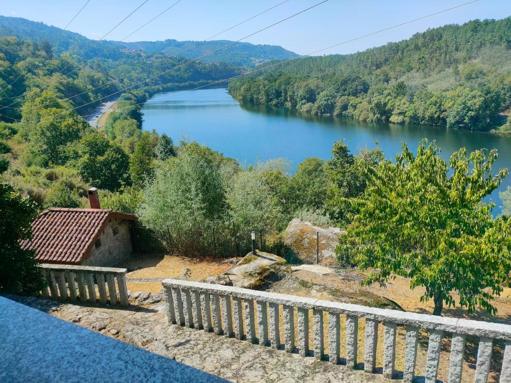 a view of a river from a house at Lar do Pilís in Ourense