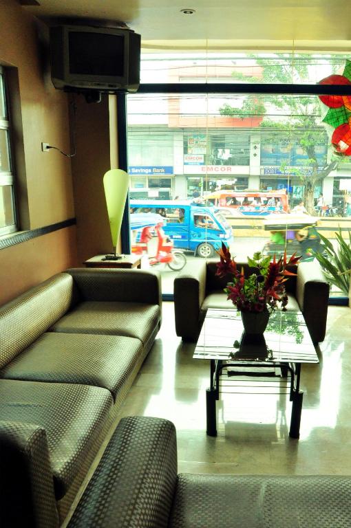 Posezení v ubytování GV Hotel - Talisay City