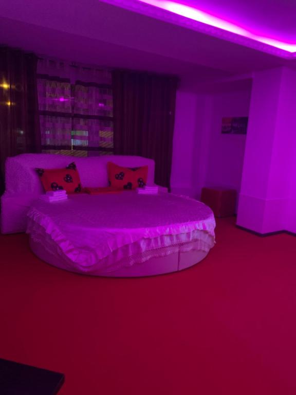 Karra Hotels - King Room