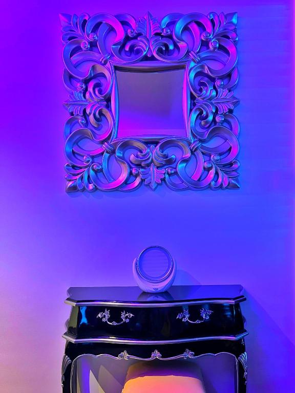 Fotografia z galérie ubytovania CAP D'AGDE NATURISTE-PORT VENUS RESIDENCE-Studio luxe "La Barock" v destinácii Cap d'Agde