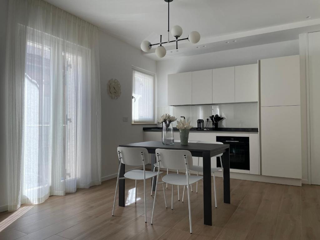 Kuchyňa alebo kuchynka v ubytovaní Casa di Cìì