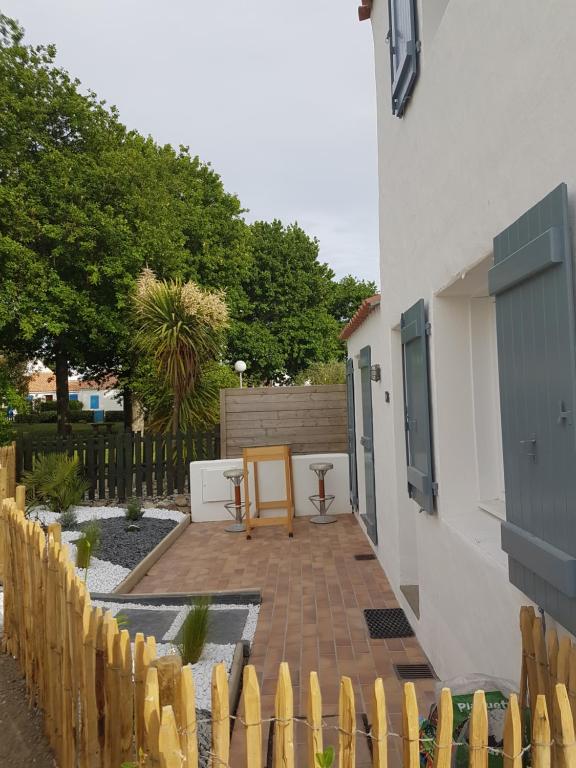 Vonkajšia záhrada v ubytovaní La Villa du Tesselier