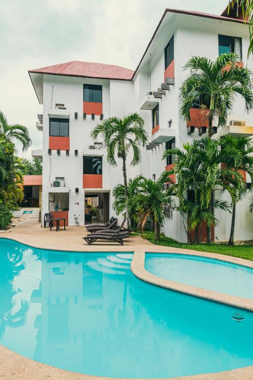 Bazén v ubytování Hotel Cañada Internacional nebo v jeho okolí