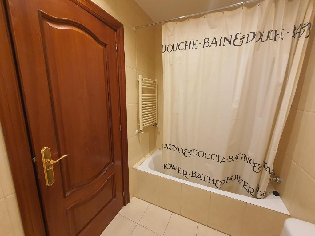 Fotografie z fotogalerie ubytování Teo v destinaci Pamplona