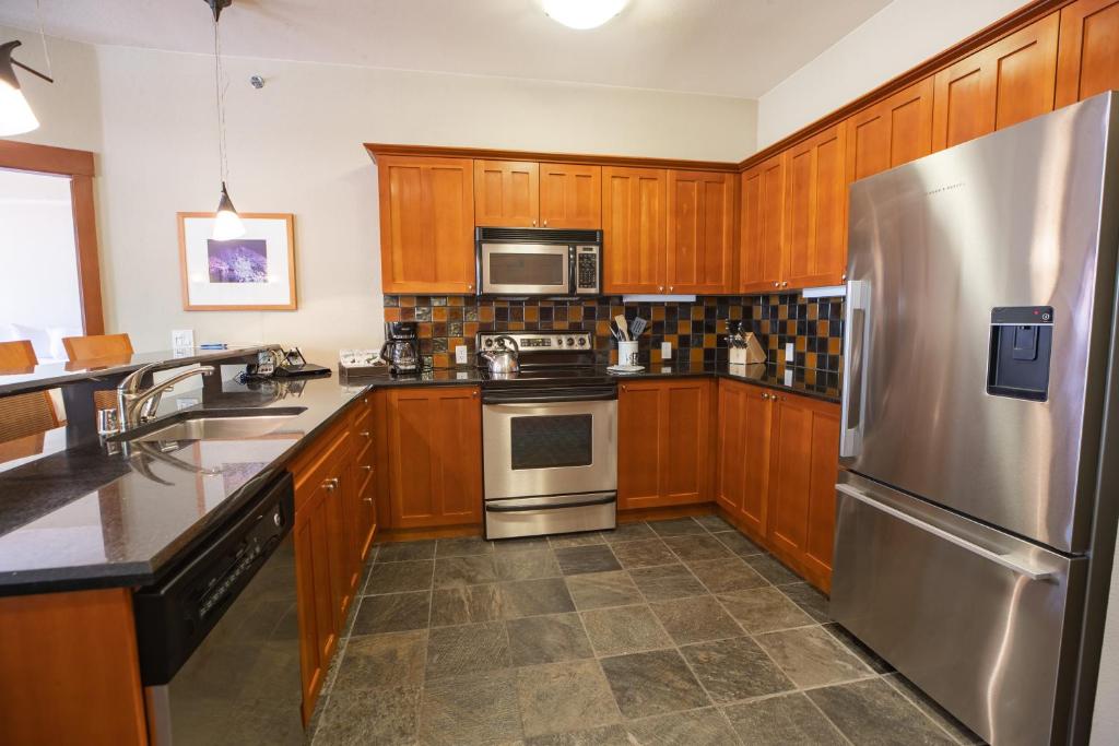 The Village at Palisades Tahoe - Apartamento De Tres Habitaciones