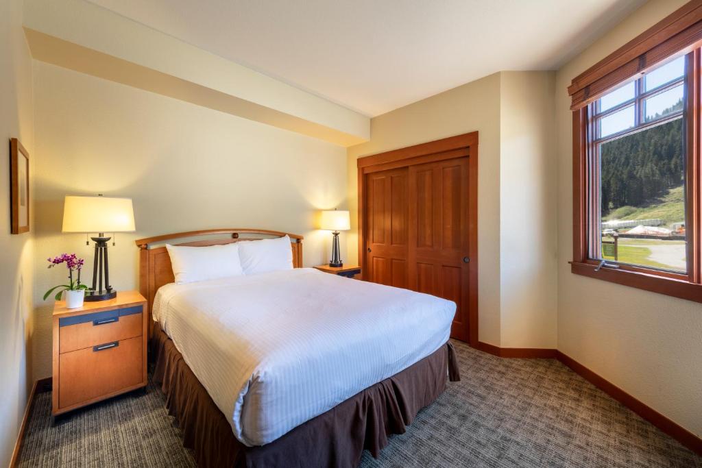 The Village at Palisades Tahoe - Apartamento De Dos Dormitorios Con Mountain View