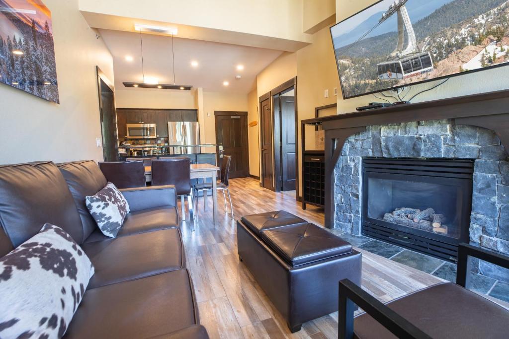 The Village at Palisades Tahoe - Condominio De Dos Dormitorios De Primer Nivel