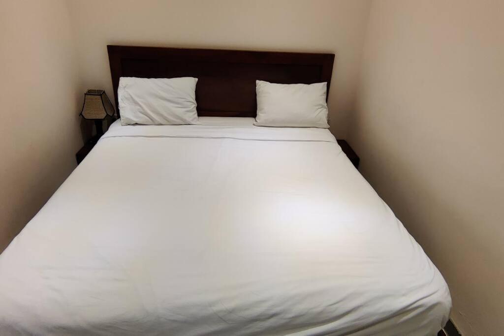 Postel nebo postele na pokoji v ubytování Banyan Villa Nha Trang