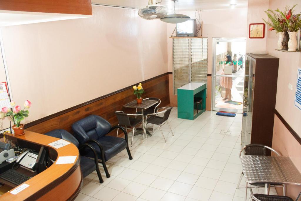 Posezení v ubytování GV Hotel - Naval