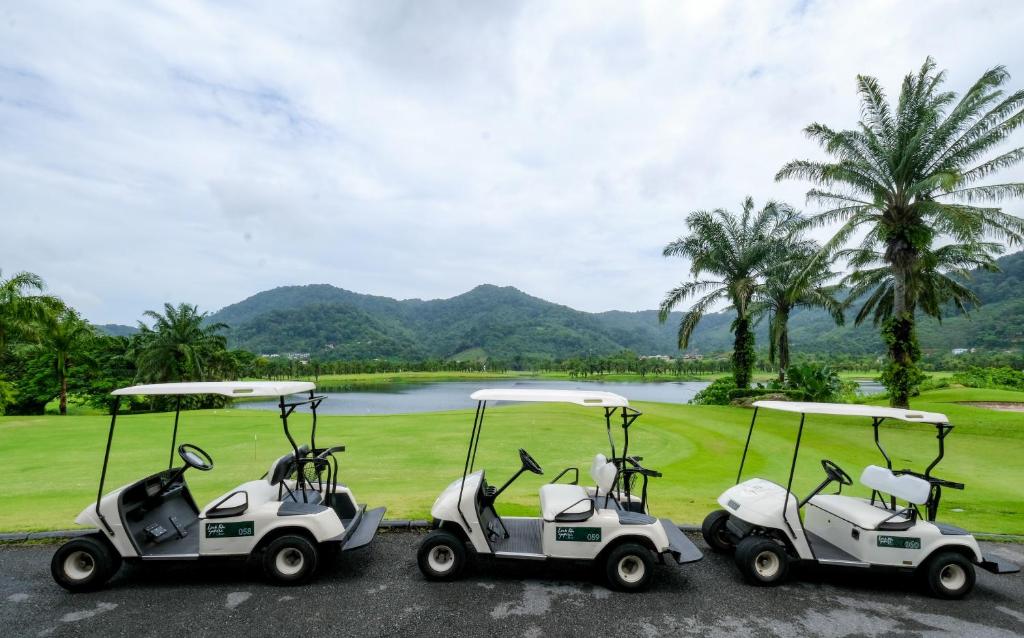 Golf v hotelu nebo okolí
