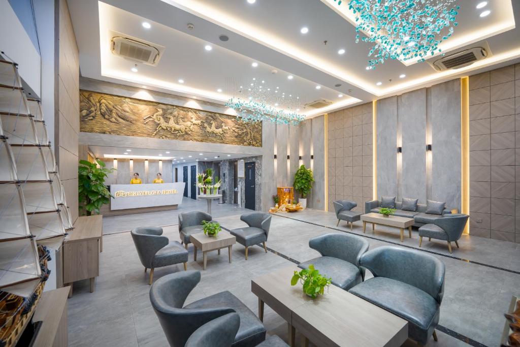 Posezení v ubytování Nguyen Gia Hotel