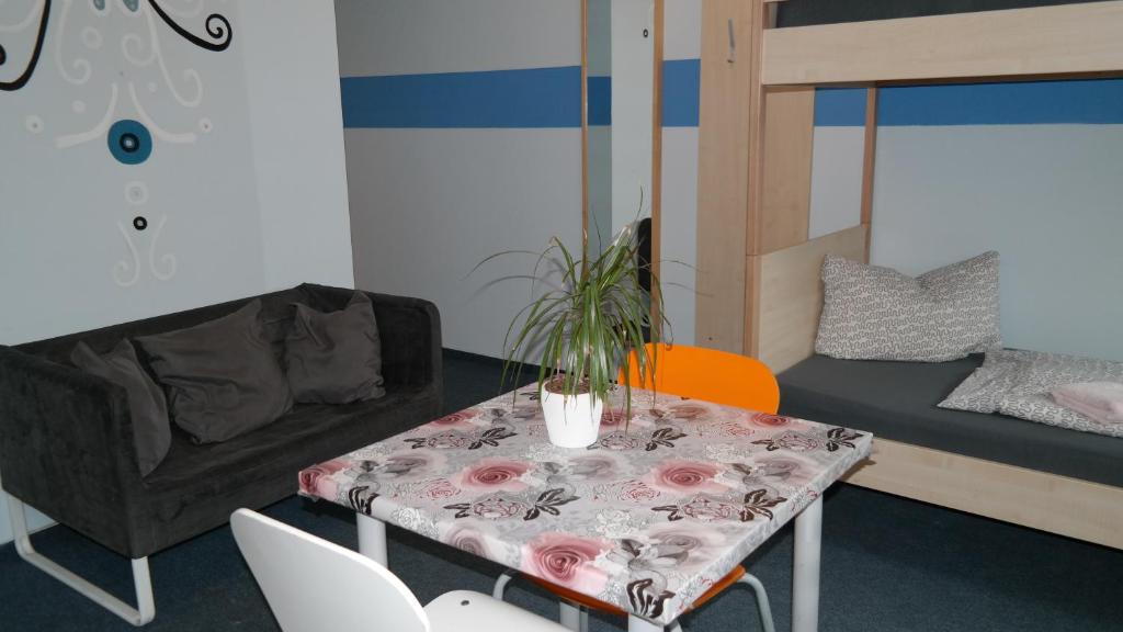 Posezení v ubytování Hostel Inn-Berlin