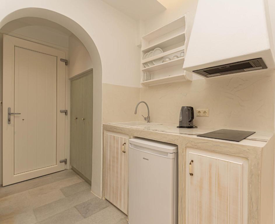 Kallithea Hotel - 12