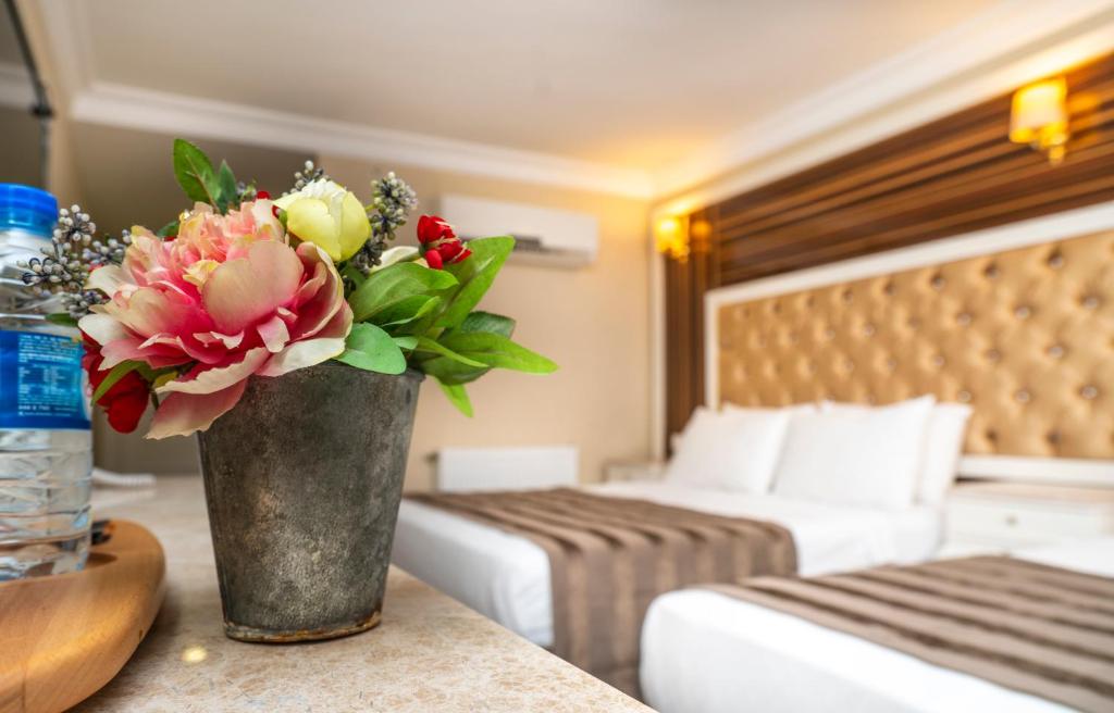Posezení v ubytování Topkapi Old City Kensington Hotel Ottoman Heritage
